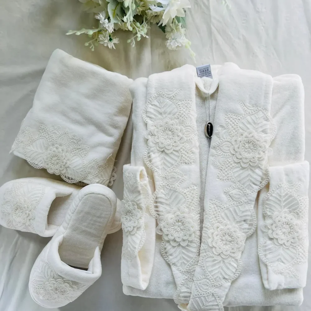 Luxurious Bath Robe Set with 3D Rose Lace and Handmade Crochet Border
