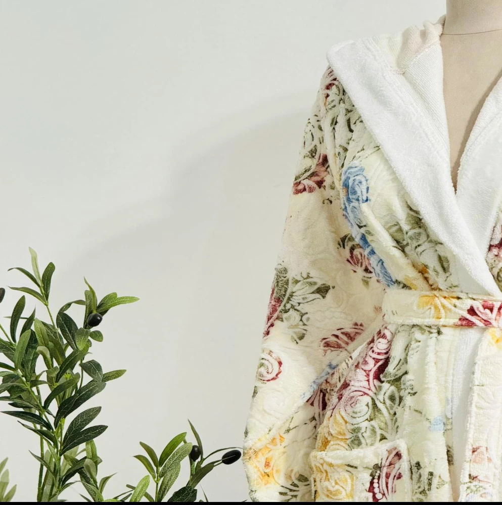 Luxury Single Bathrobe 1 - Image 2