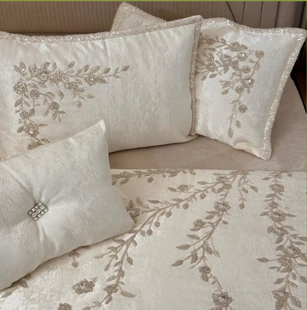 Bridal Bed Sheet Set – 8 Pieces - Image 2