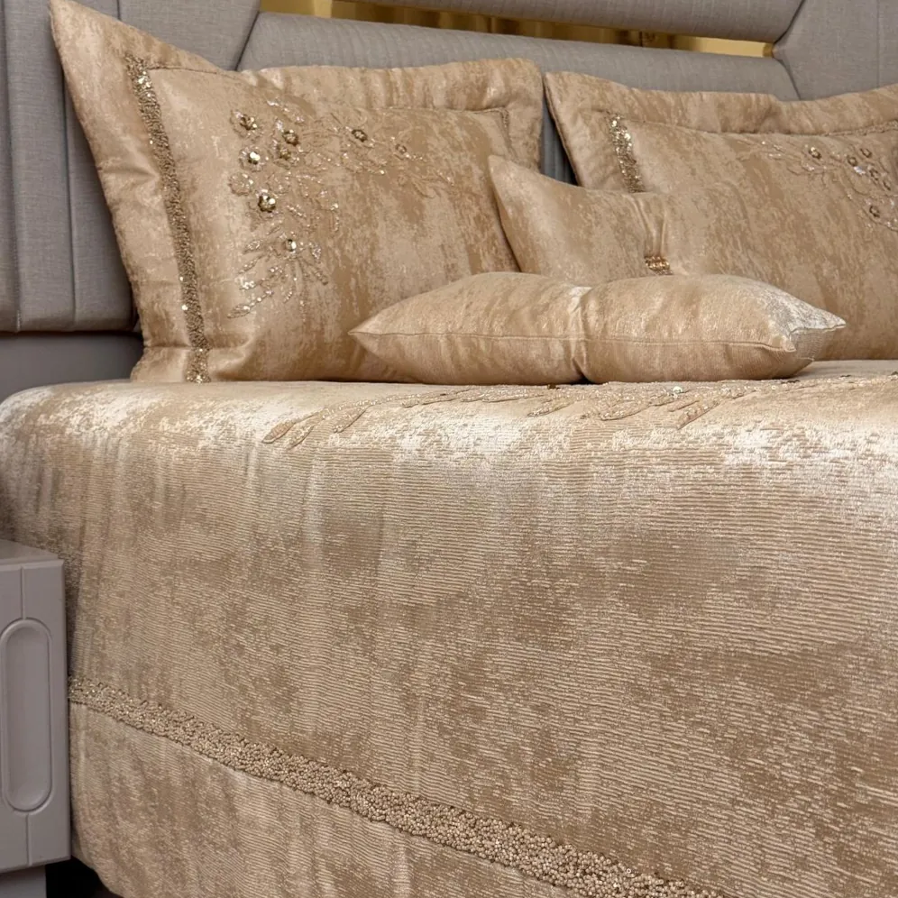 Bridal Bed Sheet Set – 8 Pieces - Image 6