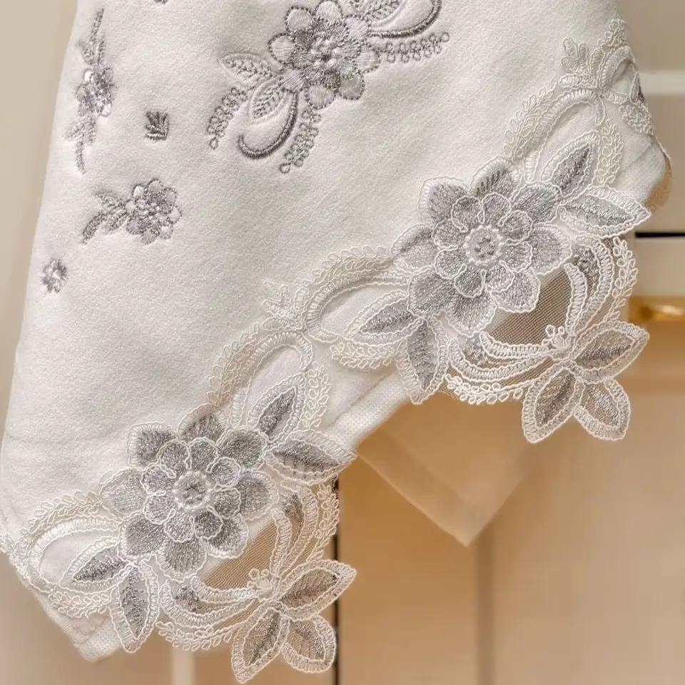Luxury Embroidered Lace Towels - Image 3
