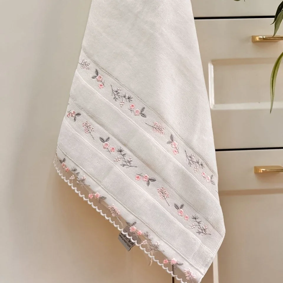 Luxury Soft Lace Towels