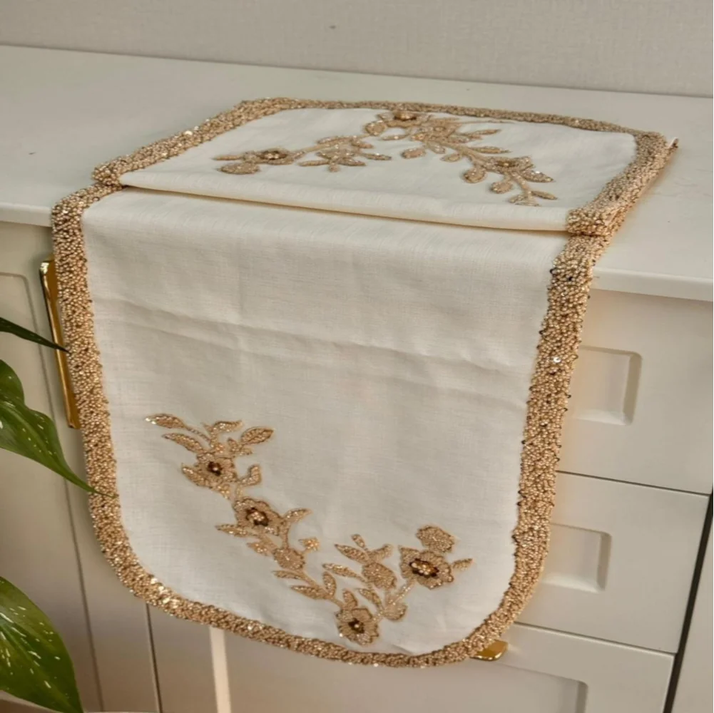 Luxury Silver Salon Runner & Coaster Set - Image 3